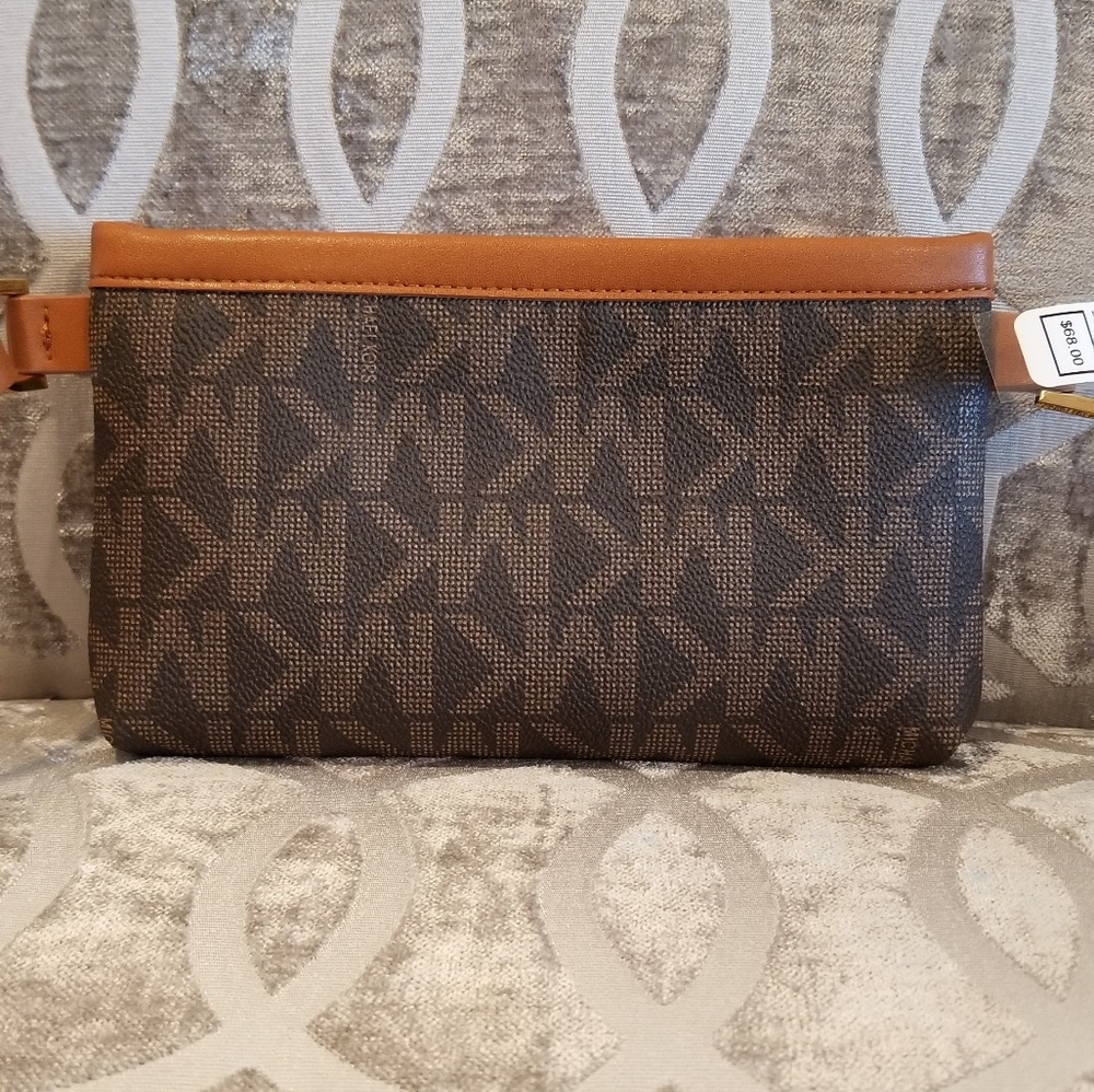Michael Kors Belt Bag MK Signature Fanny Pack - Picture 1 of 8